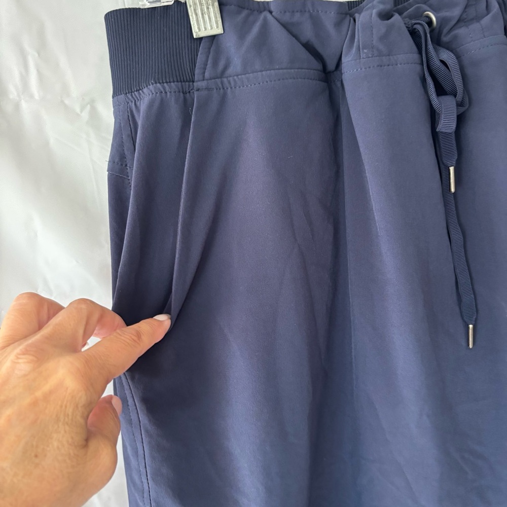 Athleta Midtown Skort Skirt Navy size 16T - Picture 3 of 7